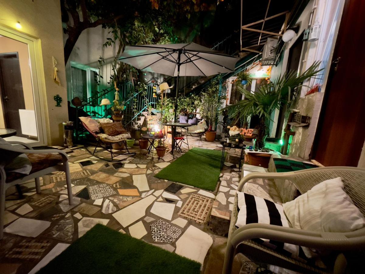 Hotel Maria Тбилиси Екстериор снимка