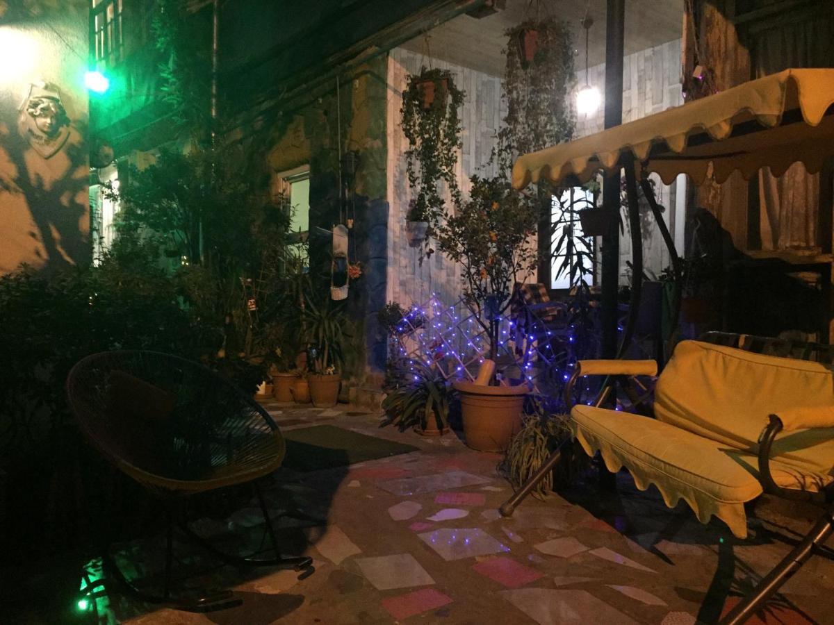 Hotel Maria Тбилиси Екстериор снимка